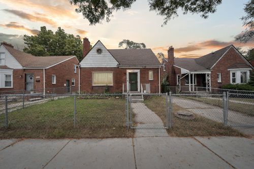 17360 Mansfield St, Detroit, MI, 48235-3524 | Card Image