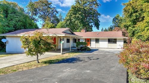 14608 Se 181st St, Renton, WA, 98058-9203 | Card Image