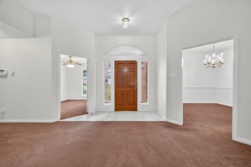 914 W Peach Hollow Cir, Pearland, TX, 77584-2096 | Card Image