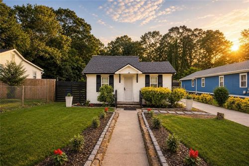 2100 Tiger Flowers Dr Nw, Atlanta, GA, 30314-1328 | Card Image