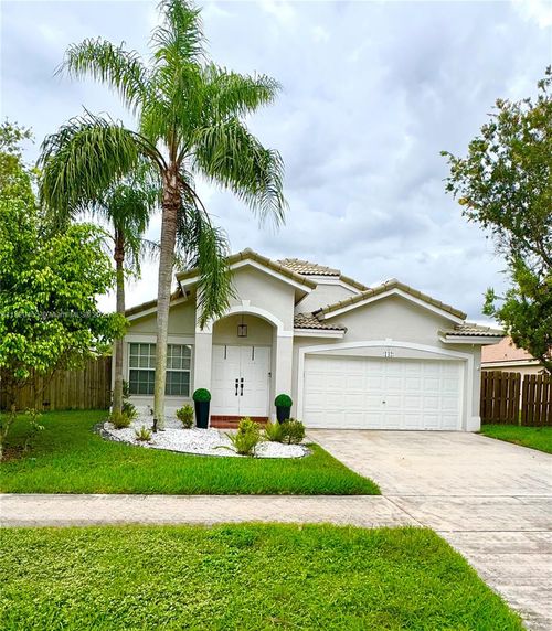 142 Sw 204th Ave, Pembroke Pines, FL, 33029-5008 | Card Image