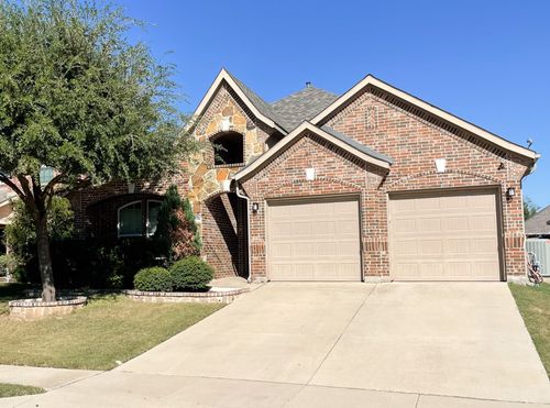 2621 Flowing Springs Dr, Fort Worth, TX, 76177-2156 | Card Image