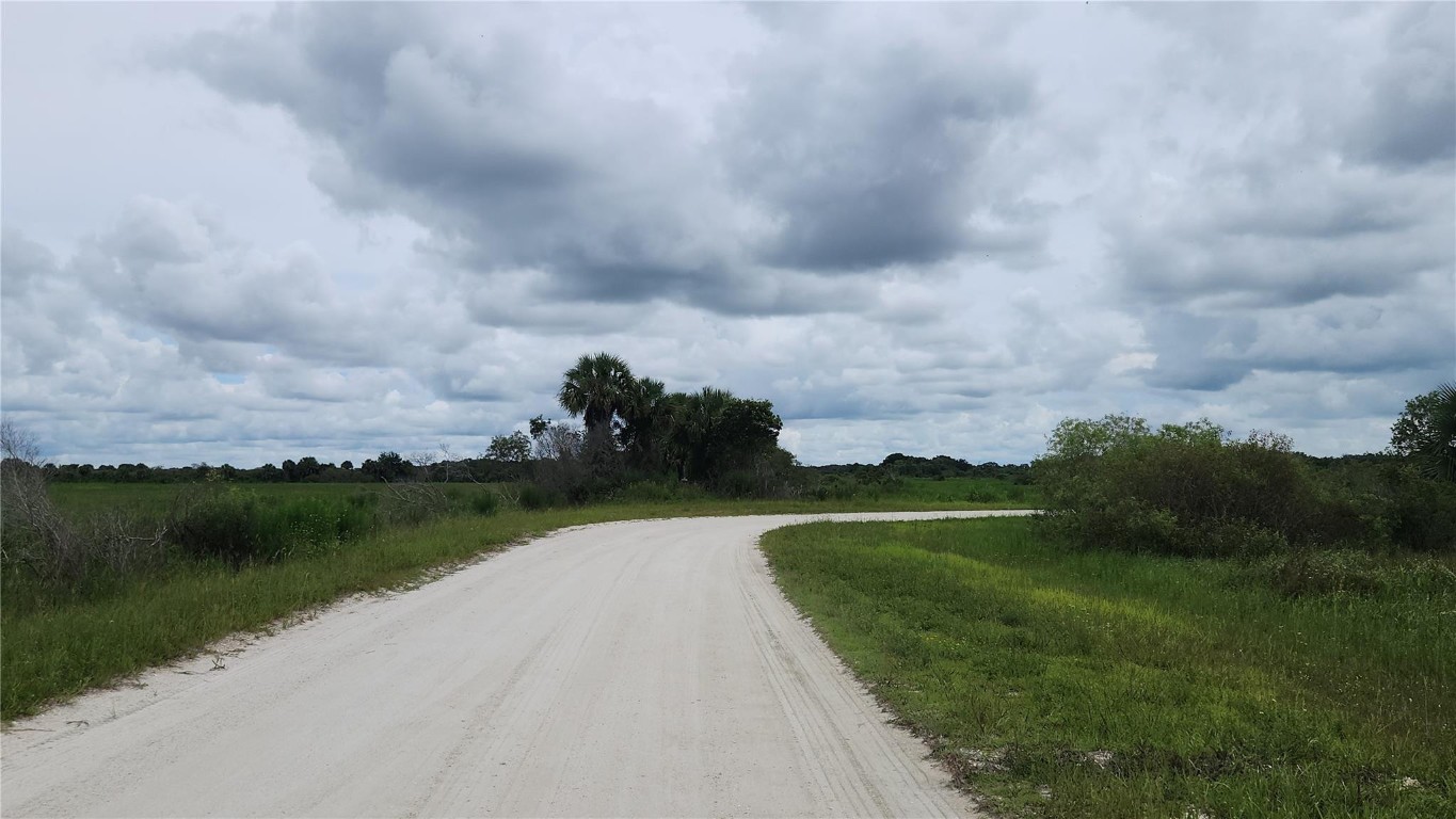Land in Okeechobee 5