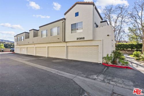 202-21302 Nandina Lane, Newhall, CA, 91321 | Card Image