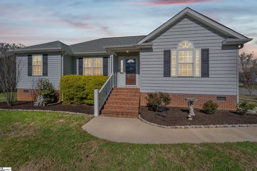 504 Belcher Home Pl, Boiling Springs, SC, 29316-8335 | Card Image