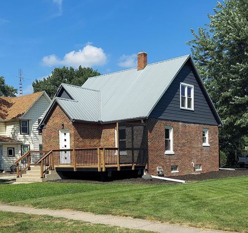 410 S Main St, Flanagan, IL, 61740-9106 | Card Image