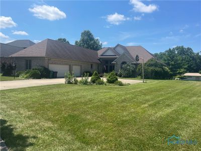 758 Creekside Drive, House other with 5 bedrooms, 4 bathrooms and 3 parking in Rossford OH | Image 2