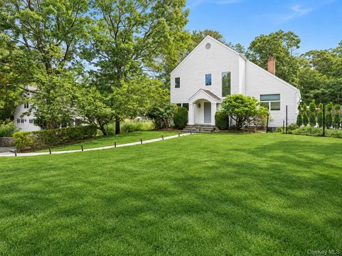 118 Two Holes Water Rd, East Hampton, NY, 11937-2518 | Card Image