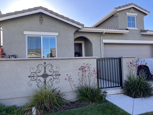 1012 Longview Dr, Oakdale, CA, 95361-8992 | Card Image