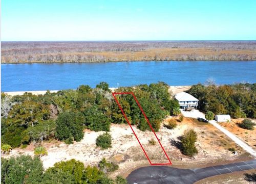 184 Riverchase Ln, Apalachicola, FL, 32320-1131 | Card Image