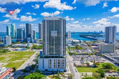 1916 - 1600 Ne 1st Ave, Condo with 2 bedrooms, 2 bathrooms and null parking in Miami FL | Image 2