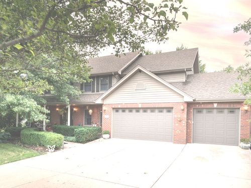 8304 Queen Victoria Ln, Tinley Park, IL, 60477-7883 | Card Image