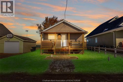 15970 Couture Beach Rd, Tilbury, ON, N0P2L0 | Card Image