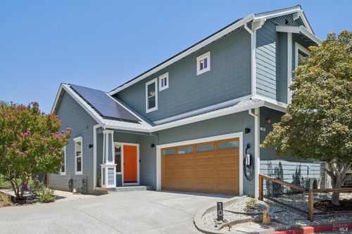 10 June Court, Fairfax, CA, 94930 | Card Image