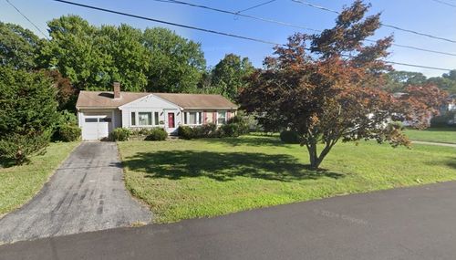 63 Indian Rd, Riverside, RI, 02915-3101 | Card Image