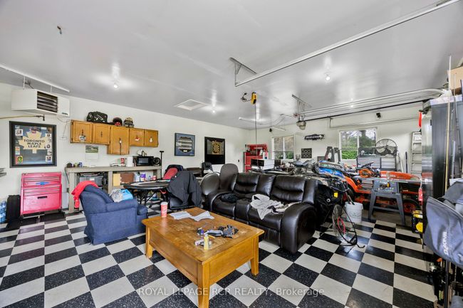 245327 5 Sideroad, House other with 5 bedrooms, 4 bathrooms and 8 parking in Amaranth ON | Image 42
