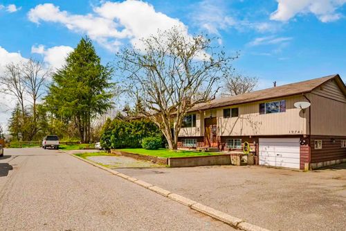 main-19741 54a Avenue, Langley, BC, V3A3W4 | Card Image