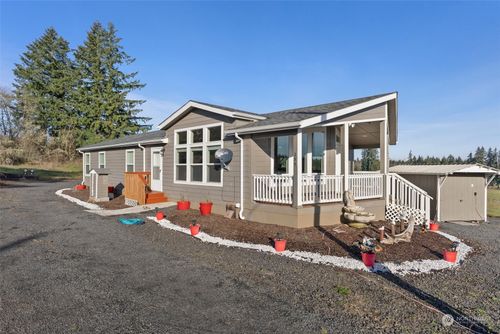 284 Hale Rd W, Winlock, WA, 98596-9722 | Card Image