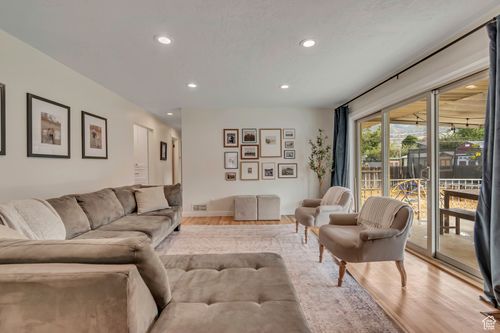 1164 N 50 E, Orem, UT, 84057-3240 | Card Image