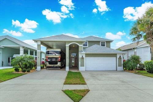 16638 Citrus Pkwy, CLERMONT, FL, 34714-4940 | Card Image