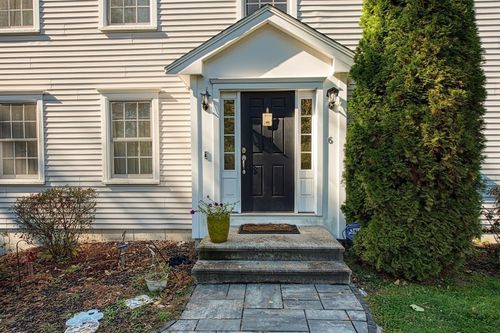 6 Andrea Way, West Bridgewater, MA, 02379-1840 | Card Image