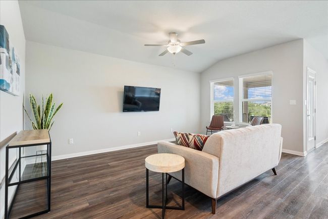 111 El Capitan Loop, House other with 4 bedrooms, 2 bathrooms and null parking in Dripping Springs TX | Image 10