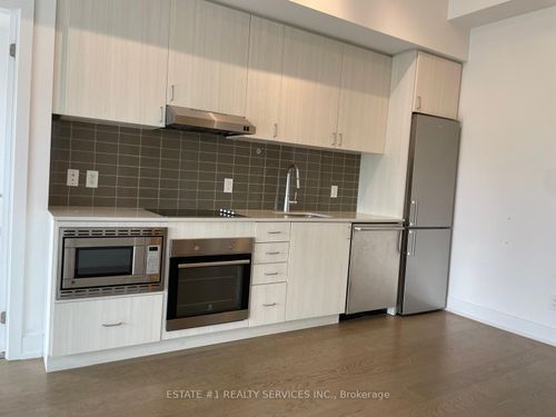 812-7 Kenaston Gdns, North York, ON, M2K0E9 | Card Image