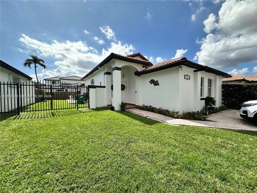12972 Nw 10th St, Miami, FL, 33182-2323 | Card Image