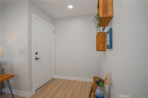 unit-2028-1250 S Brookhurst St, Anaheim, CA, 92804-5495 | Card Image