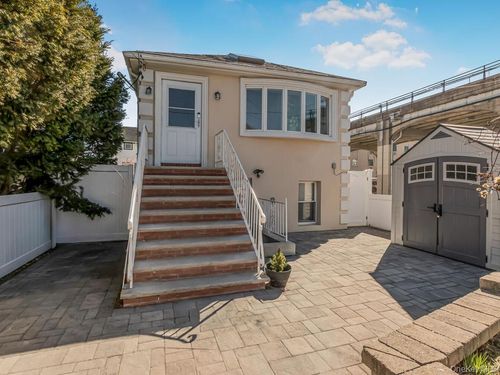 304 Beach 91st St, Rockaway Beach, NY, 11693-1424 | Card Image