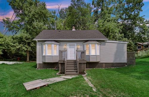 21738 W Oak Avenue, Lake Villa, IL, 60046 | Card Image