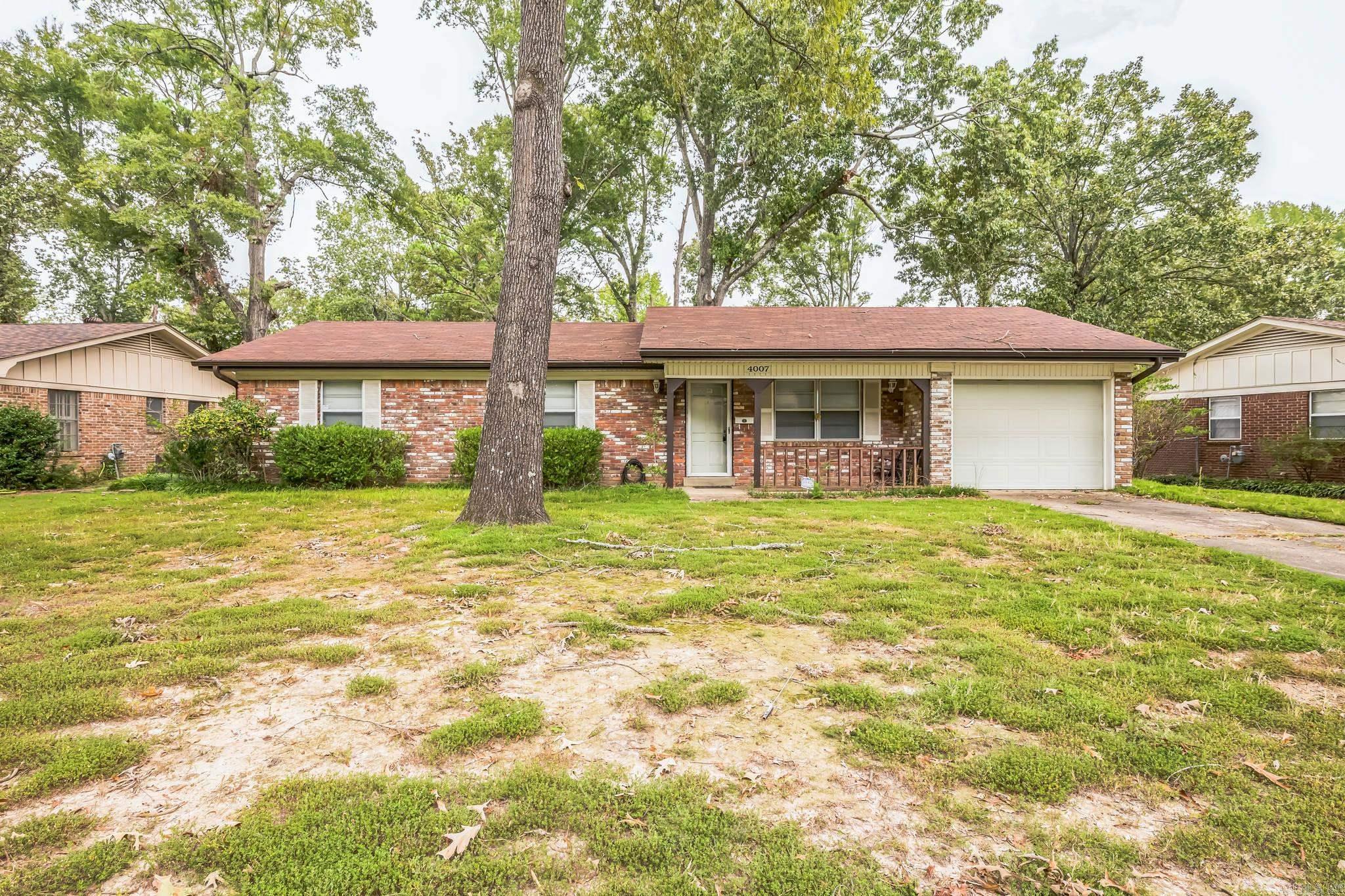 Fir St, Pine Bluff, AR 71603
