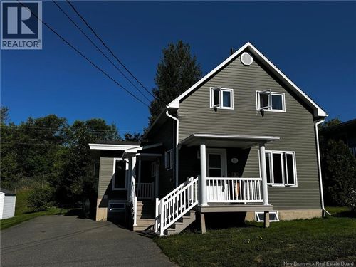 104 Av St-Georges, Edmundston, NB, E3V2W2 | Card Image