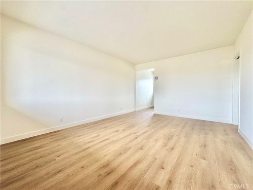 4-8767 Valley Blvd, Rosemead, CA, 91770-1759 | Card Image