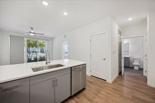 apt-2006-4801 Springdale Rd, Austin, TX, 78723-6171 | Card Image