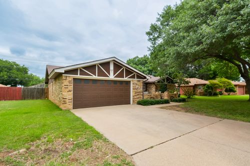 3210 Winterhawk Dr, Abilene, TX, 79606-3359 | Card Image