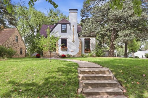 5600 Dupont Ave S, Minneapolis, MN, 55419-1617 | Card Image