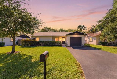 2428 Nw 98th Ln, Coral Springs, FL, 33065-4966 | Card Image