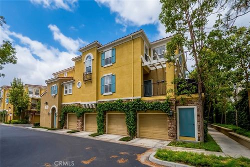 304 Terra Bella, Irvine, CA, 92602-1032 | Card Image