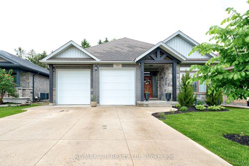 70 Gerber Dr, Milverton, ON, N0K1M0 | Card Image