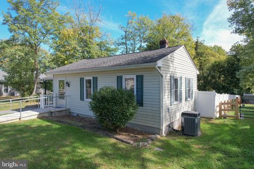 290 Brookdale Avenue, Martinsburg, WV, 25401 | Card Image