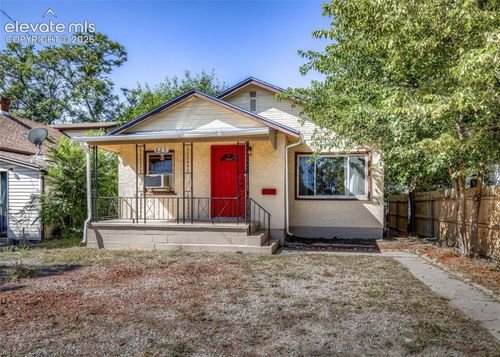 825 Bragdon Ave, Pueblo, CO, 81004-1705 | Card Image