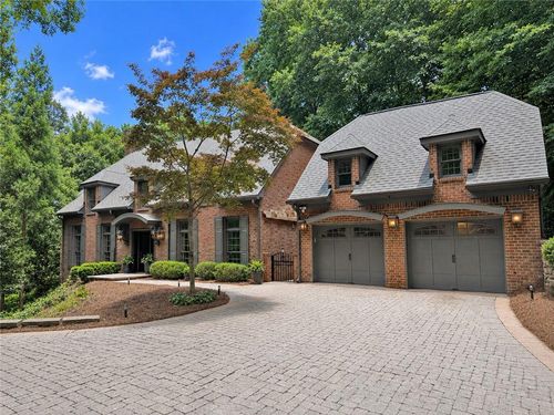6095 River Chase Cir, Sandy Springs, GA, 30328-3560 | Card Image