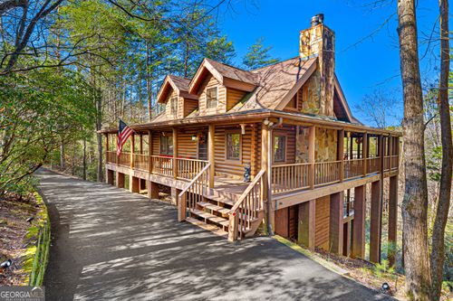 451 Pinecrest Rd, Sautee Nacoochee, GA, 30571-5101 | Card Image