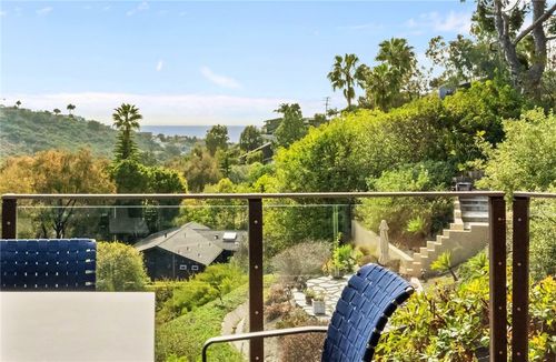 1372 Morningside Dr, Laguna Beach, CA, 92651-2809 | Card Image