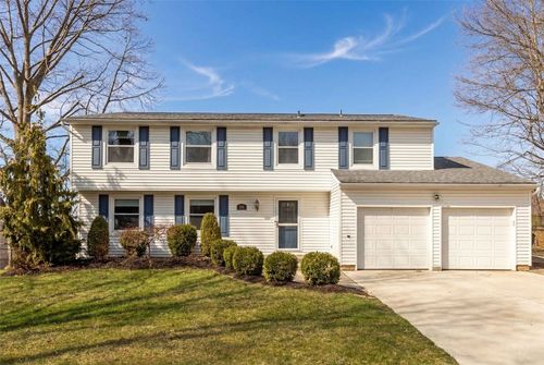 341 Carmell Dr, Upper St. Clair, PA, 15241-1751 | Card Image