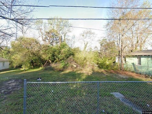 842 Little Short St, Macon, GA, 31217-3729 | Card Image