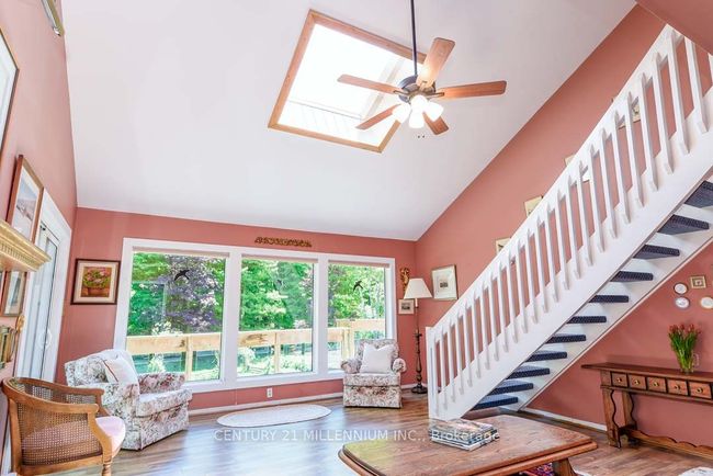 248504 5 Sideroad, House other with 3 bedrooms, 3 bathrooms and 18 parking in Mono ON | Image 29