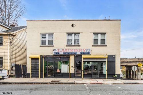 2-537 Scotland Rd, Orange, NJ, 07050-2277 | Card Image