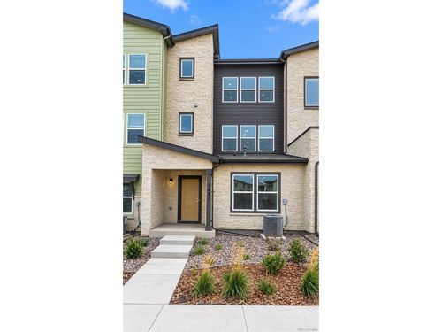 5361 N Eaton Park Way, Aurora, CO, 80019 | Card Image